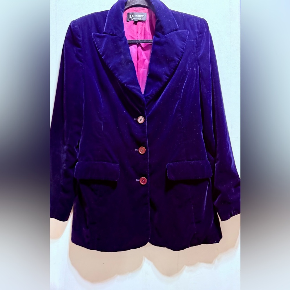 Luxurious Purple Velvet Blazer with Notched Lapels